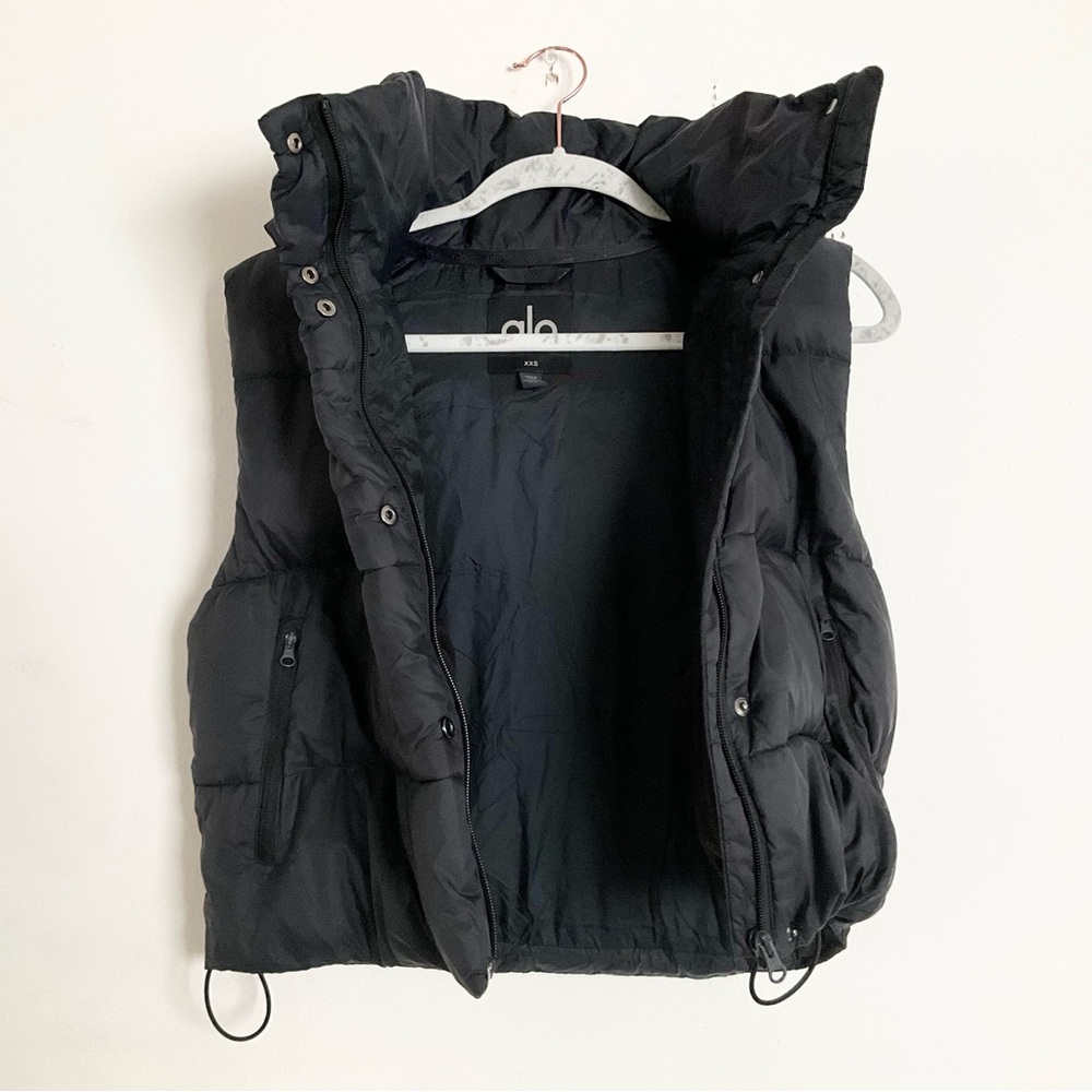 Alo Yoga Gold Rush Puffer Vest Black XXS - Picture 6 of 12